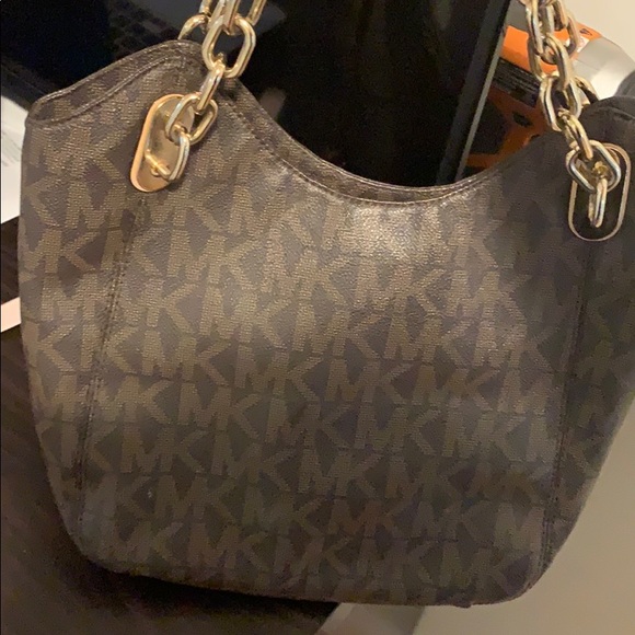 MK purse main image 4